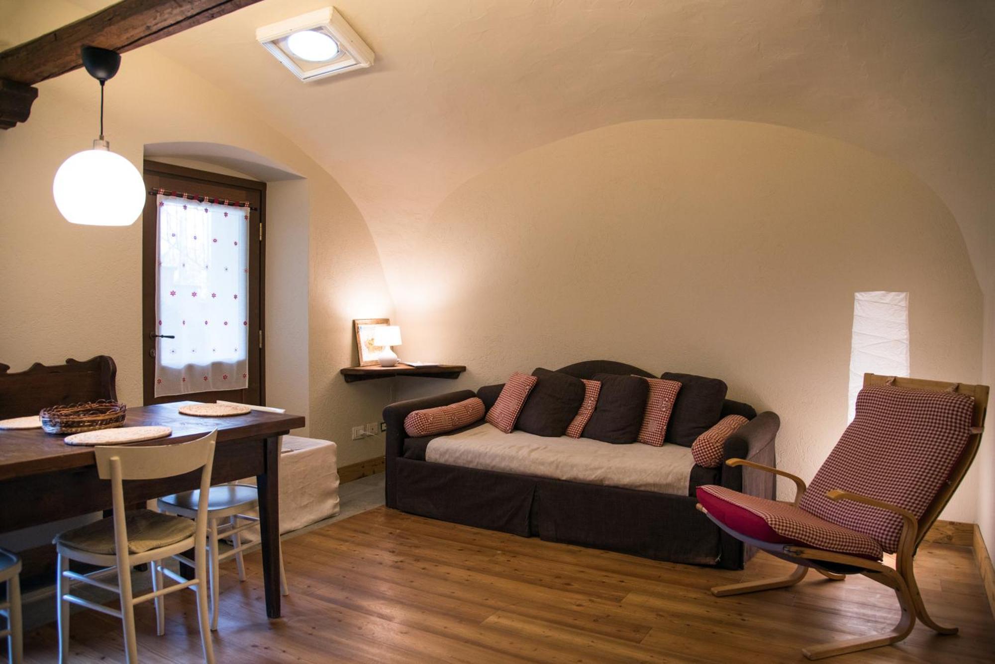 Le Bibelot Apartments ニュス 部屋 写真