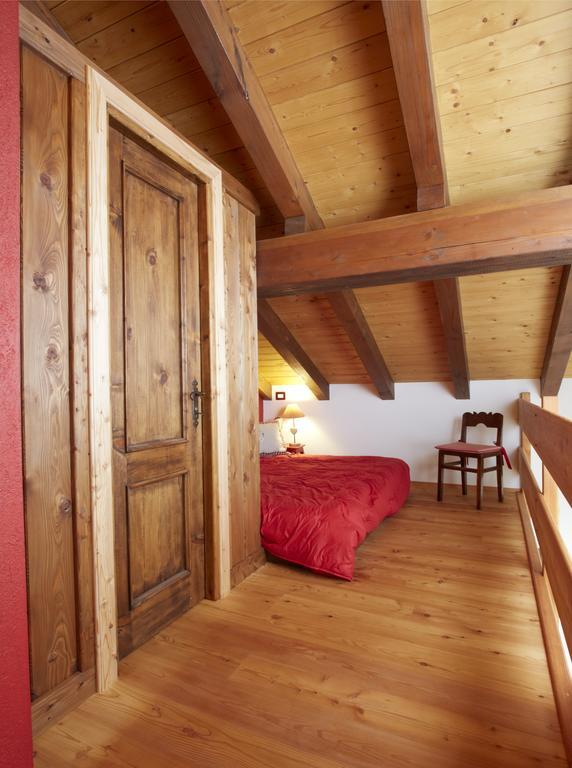 Le Bibelot Apartments ニュス 部屋 写真