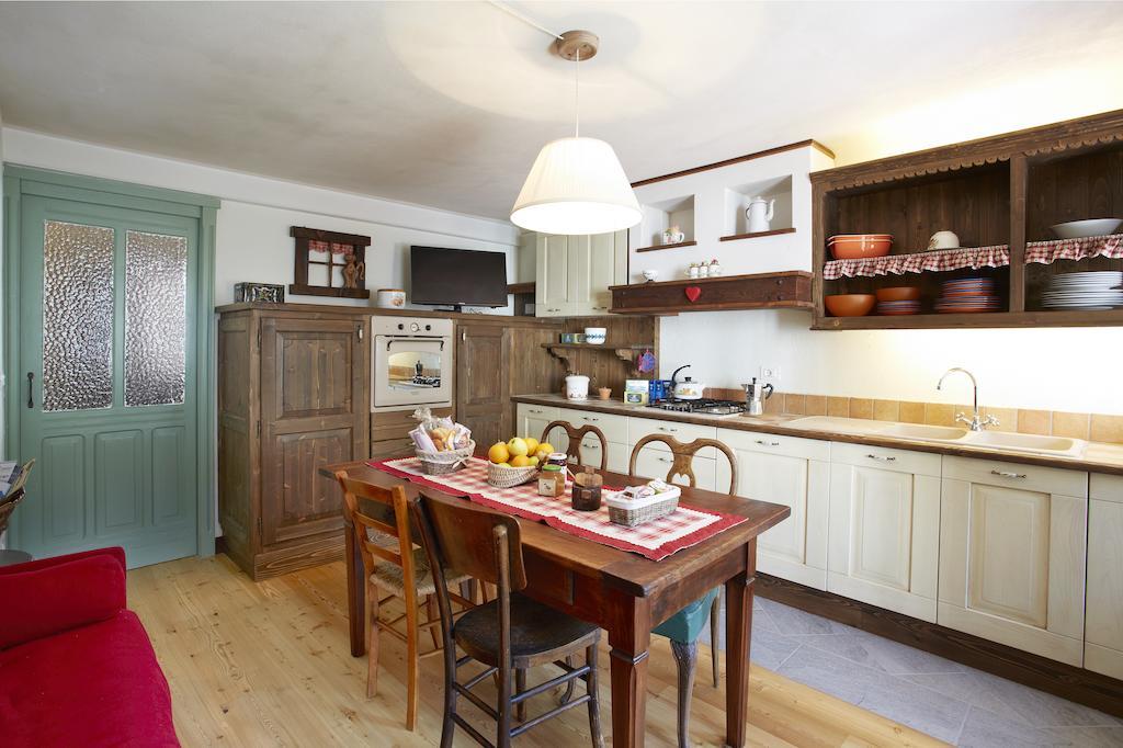 Le Bibelot Apartments ニュス 部屋 写真